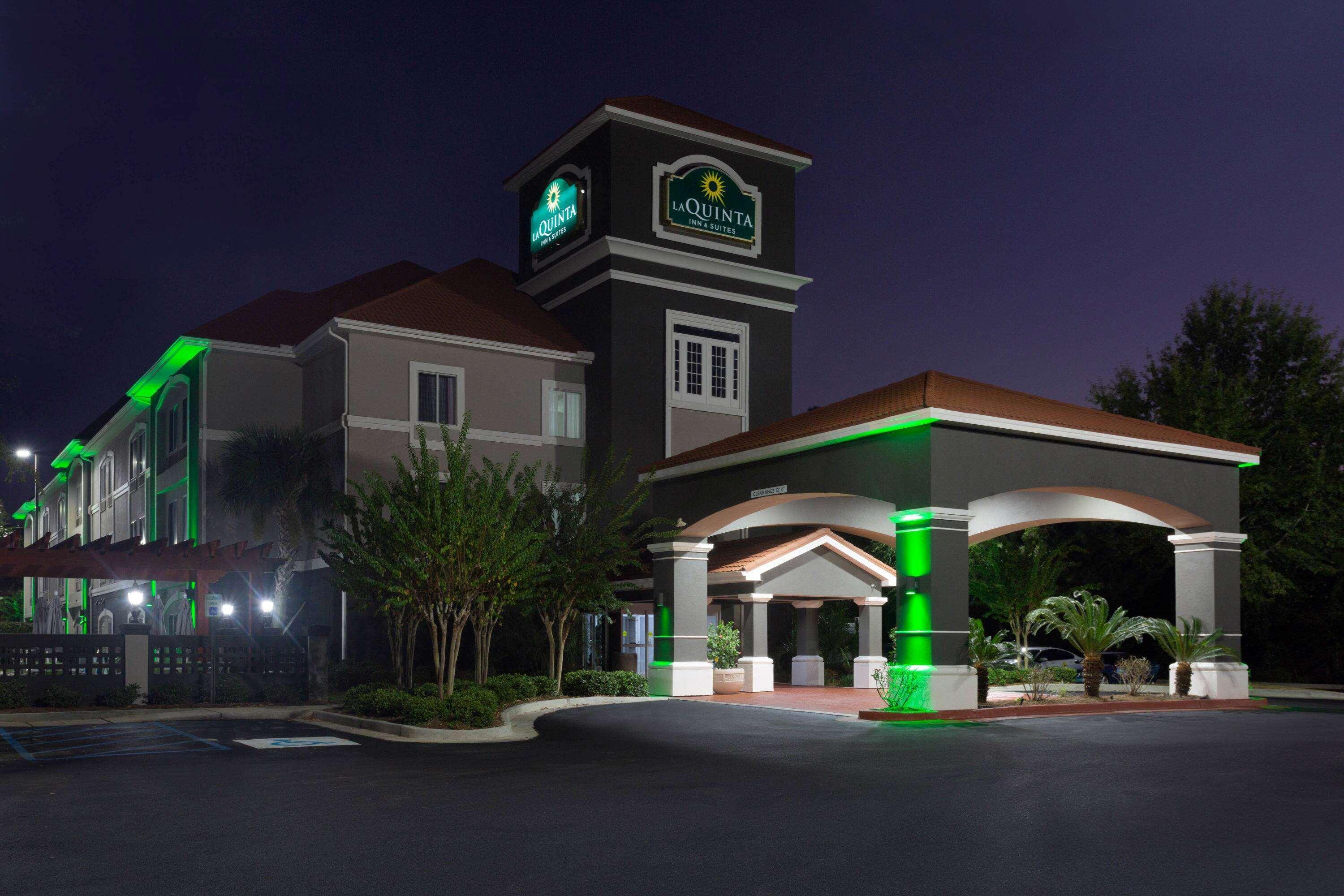 La Quinta By Wyndham Mobile - Daphne Hotel Exterior photo